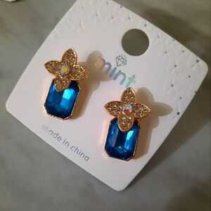 Mint Sapphire Blue and Gold Gemstone Earrings